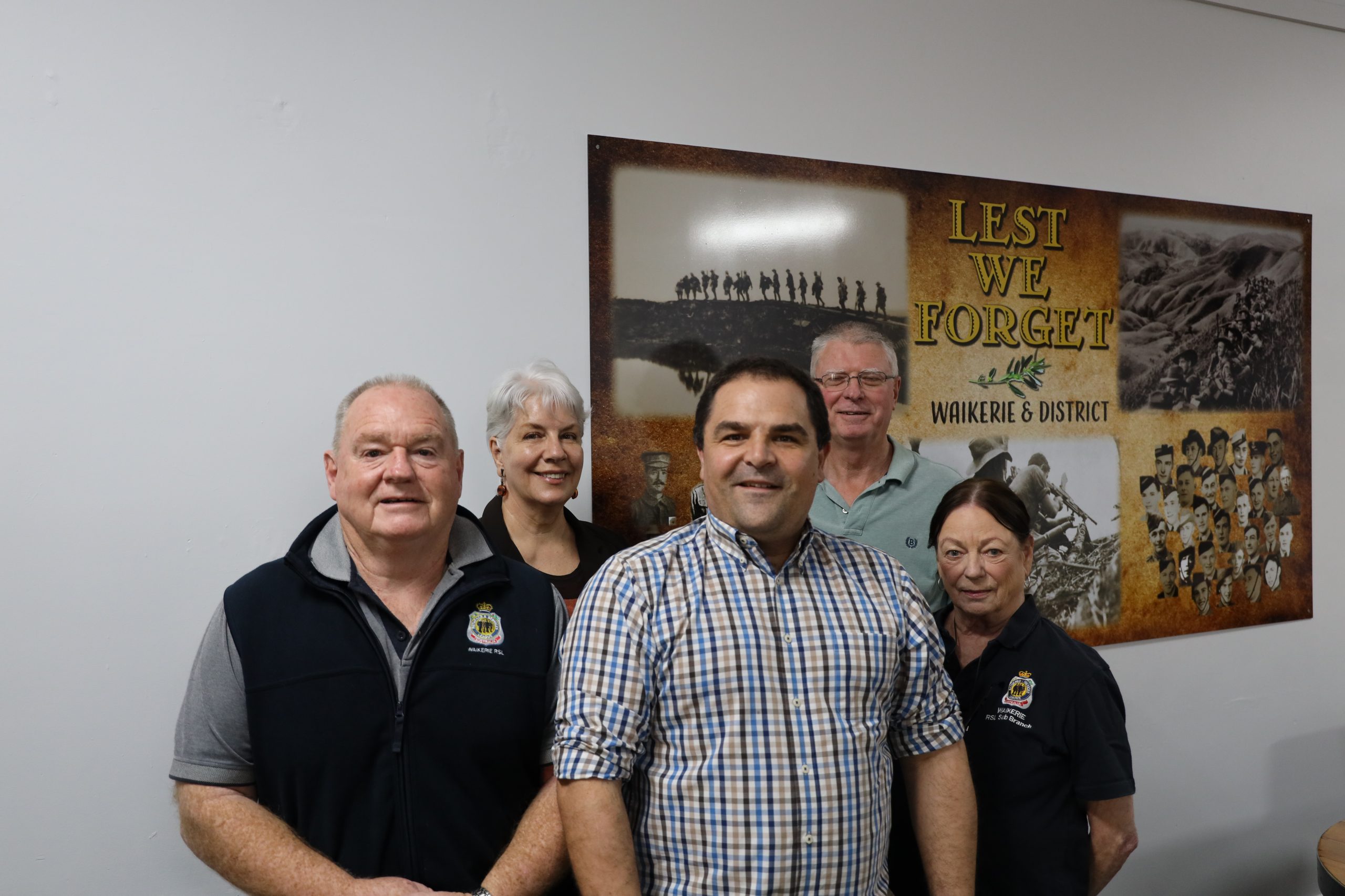 WAIKERIE RSL SUB-BRANCH RECEIVES GRANT FUNDING TO SHOW THEIR COMMEMORTIVE SPIRIT