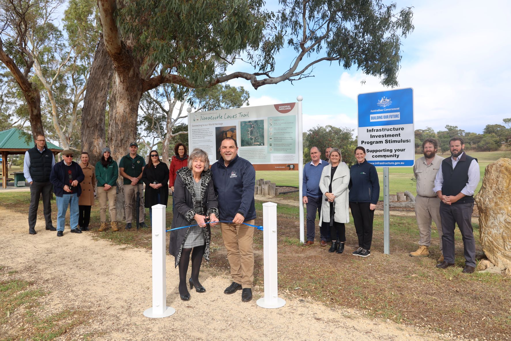 NARACOORTE CAVES TRAIL OFFICIALLY OPEN