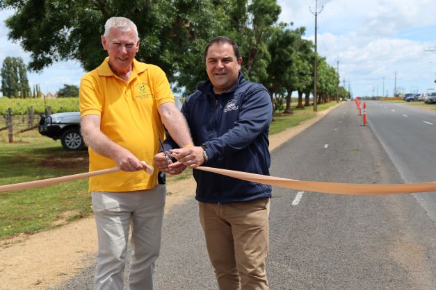 RAIL TRAIL OFFICIALLY OPENS IN THE COONAWARRA
