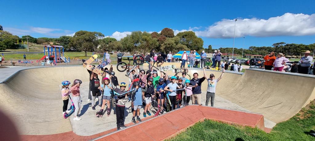 COORONG COMMUNITY SKATE PARK OFFICALLY OPENS